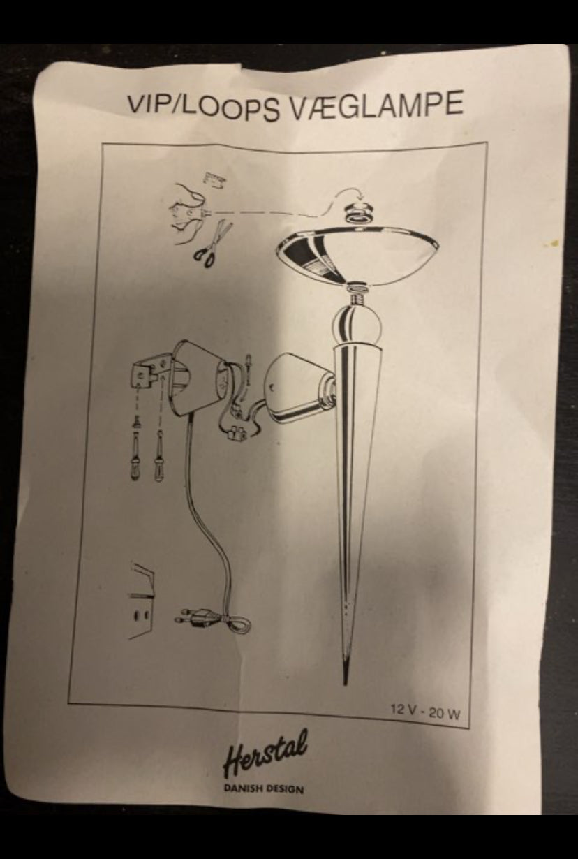 Herstal Design  VIP/Loops væglampe